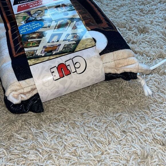 New Hasbro Game CLUE Backpack Beach Towel Set Tote Bag Bath Pool Park Party Kids - Picture 5 of 7